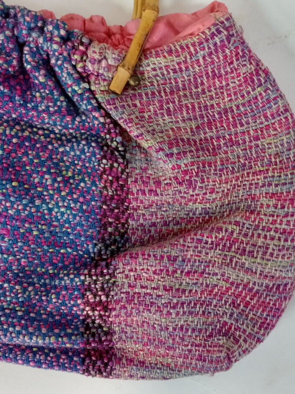 Vintage Hand Woven Fabric Textile Handbag Purse Pink Blue Bamboo Handles - Picture 3 of 15